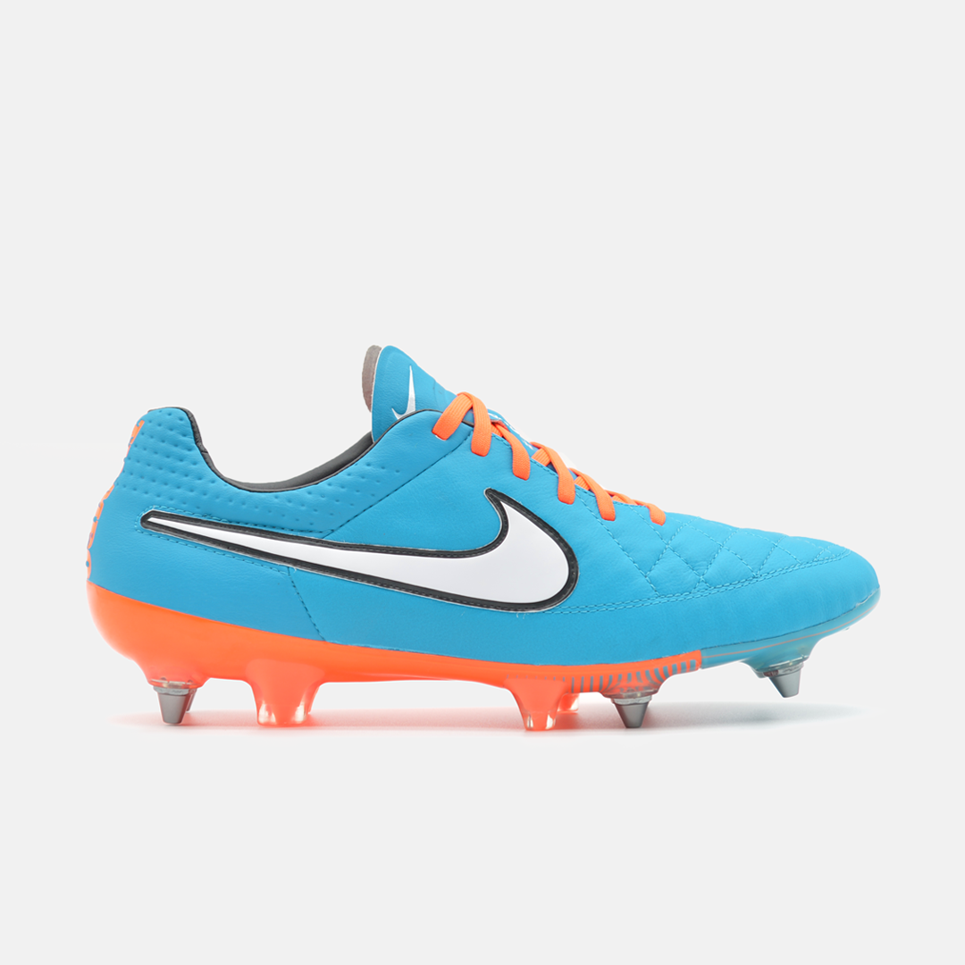 Nike tiempo legend on sale 5 pas cher